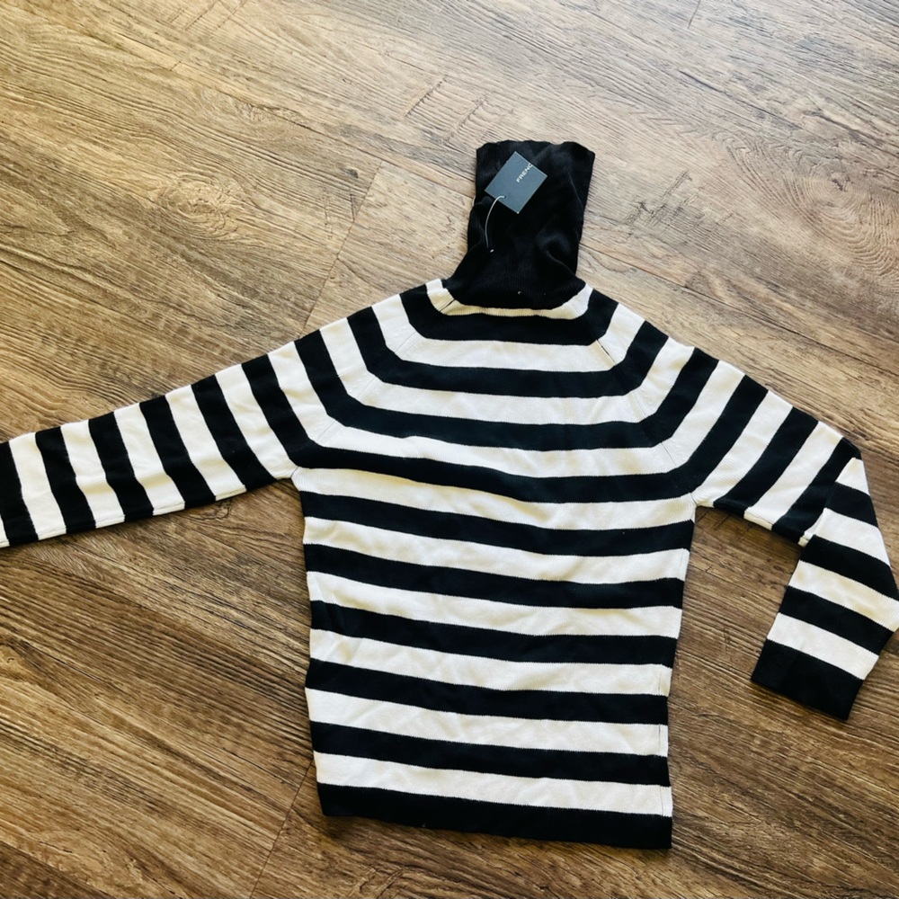 FCUK French Connection Black and White Striped Woman’s Sweater Small NWT’s